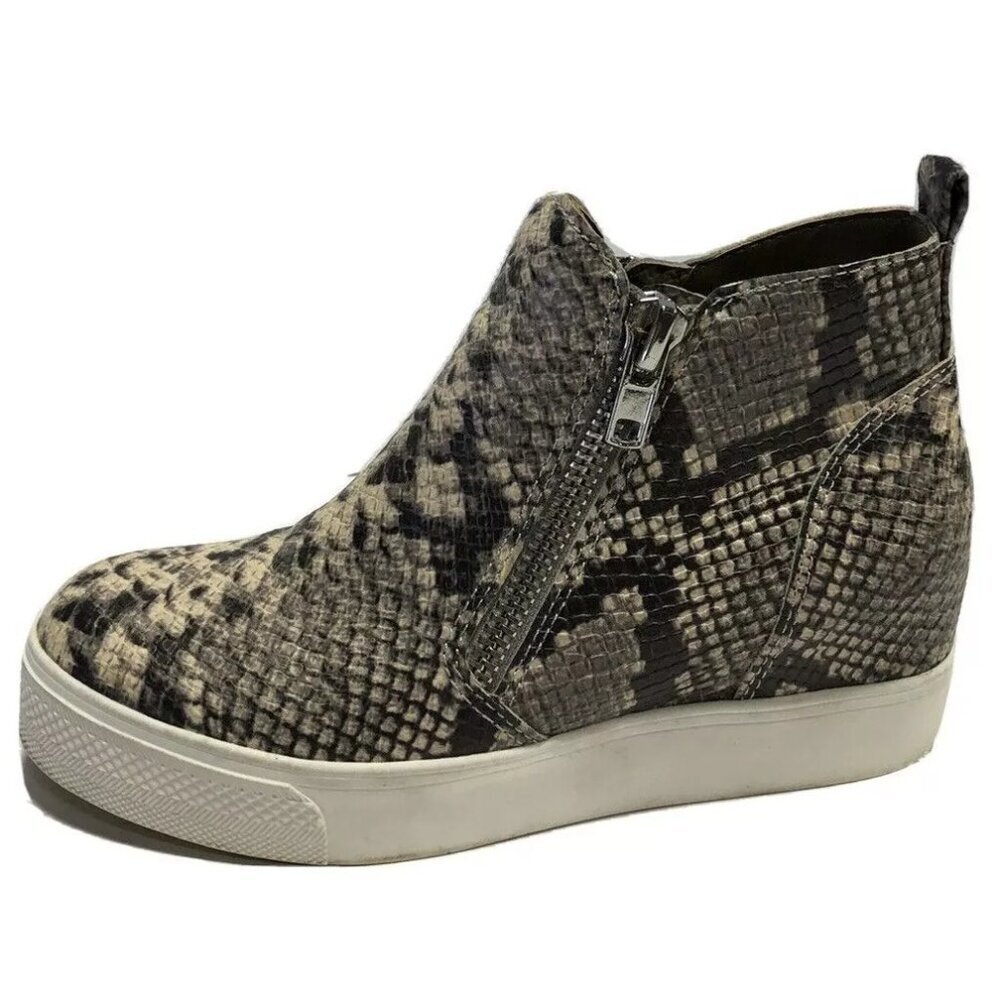 Steve Madden, Wedgie Bootie Snake Size US7 M